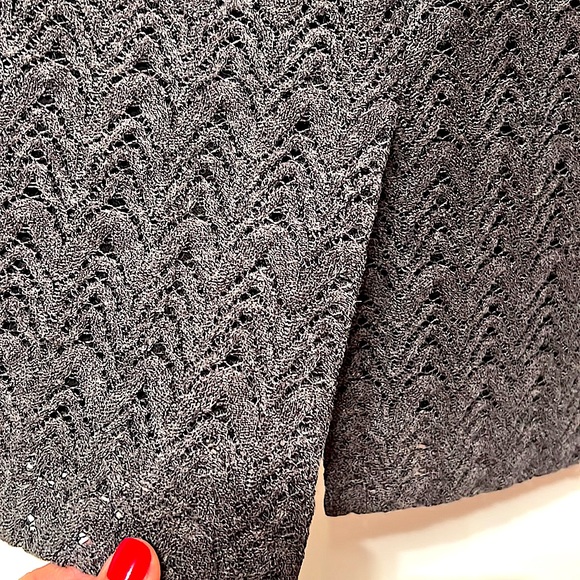 Ann Taylor Grey Crochet Pencil Skirt - Size 10 - Picture 7 of 9